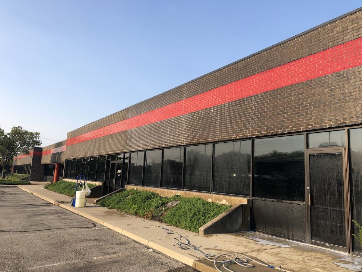 Commercial Pressure Washing