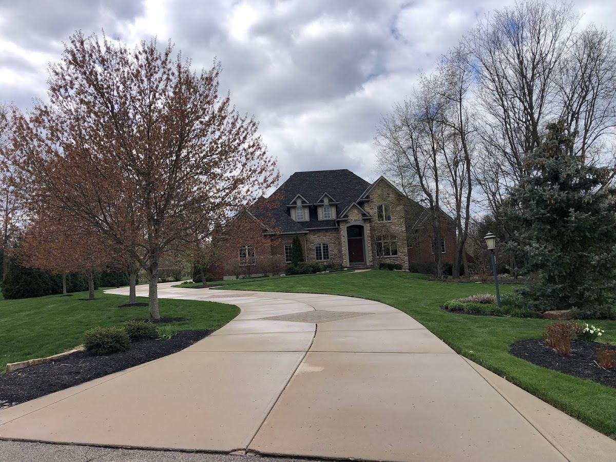 Home and driveway cleaning in Ohio by Redhead Pressure Cleaning