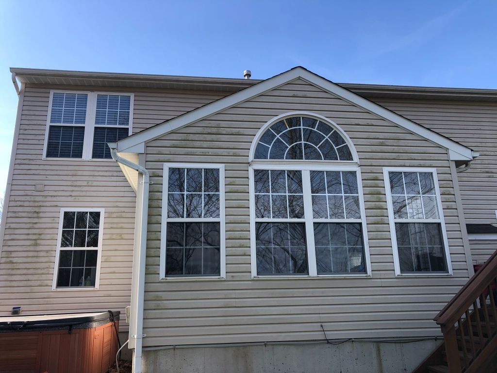 House washing and soft washing in Ohio — 5