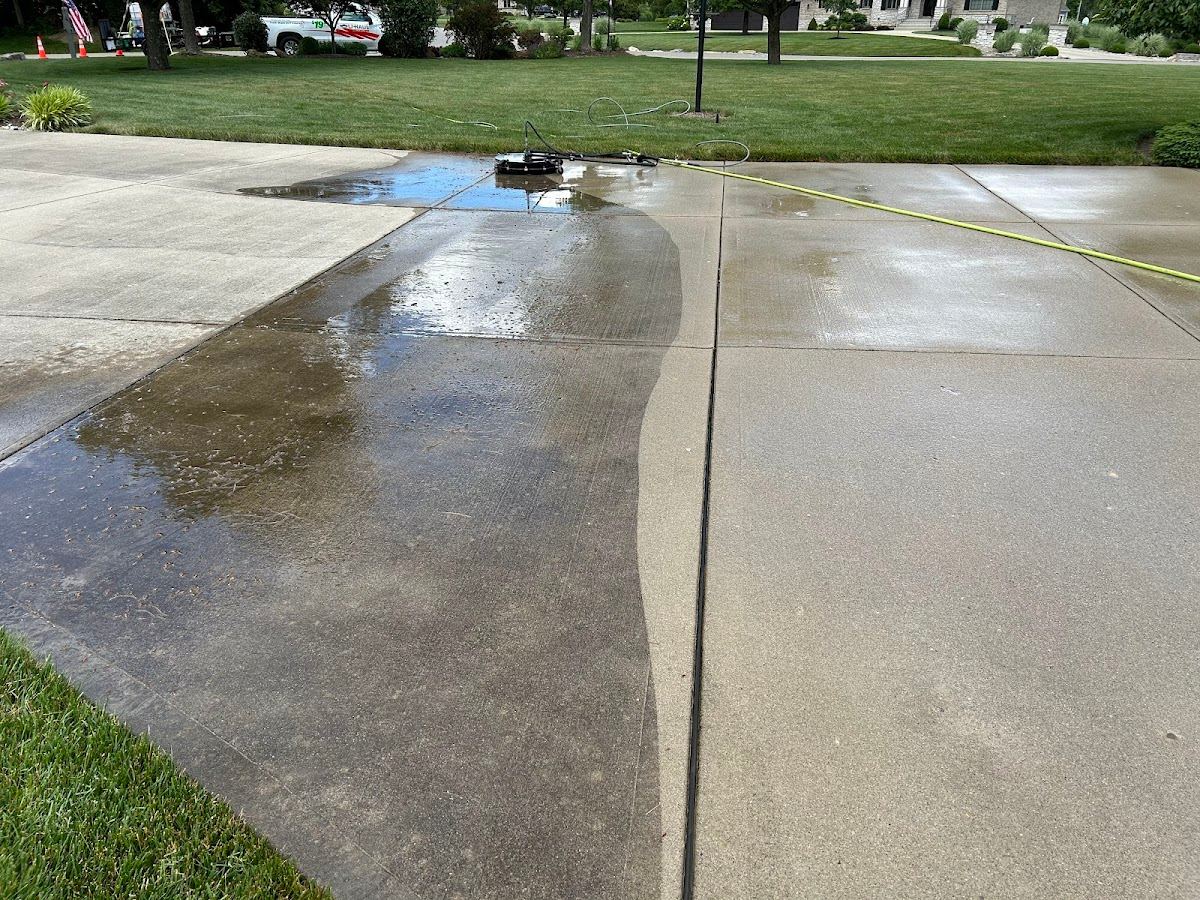Driveway and concrete cleaning in Ohio — 5