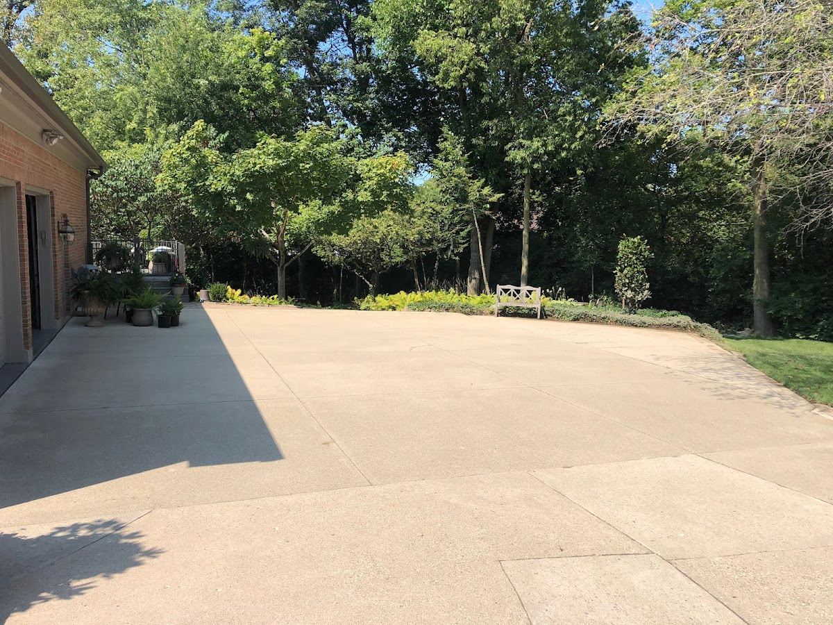 Driveway and concrete cleaning in Ohio — 13